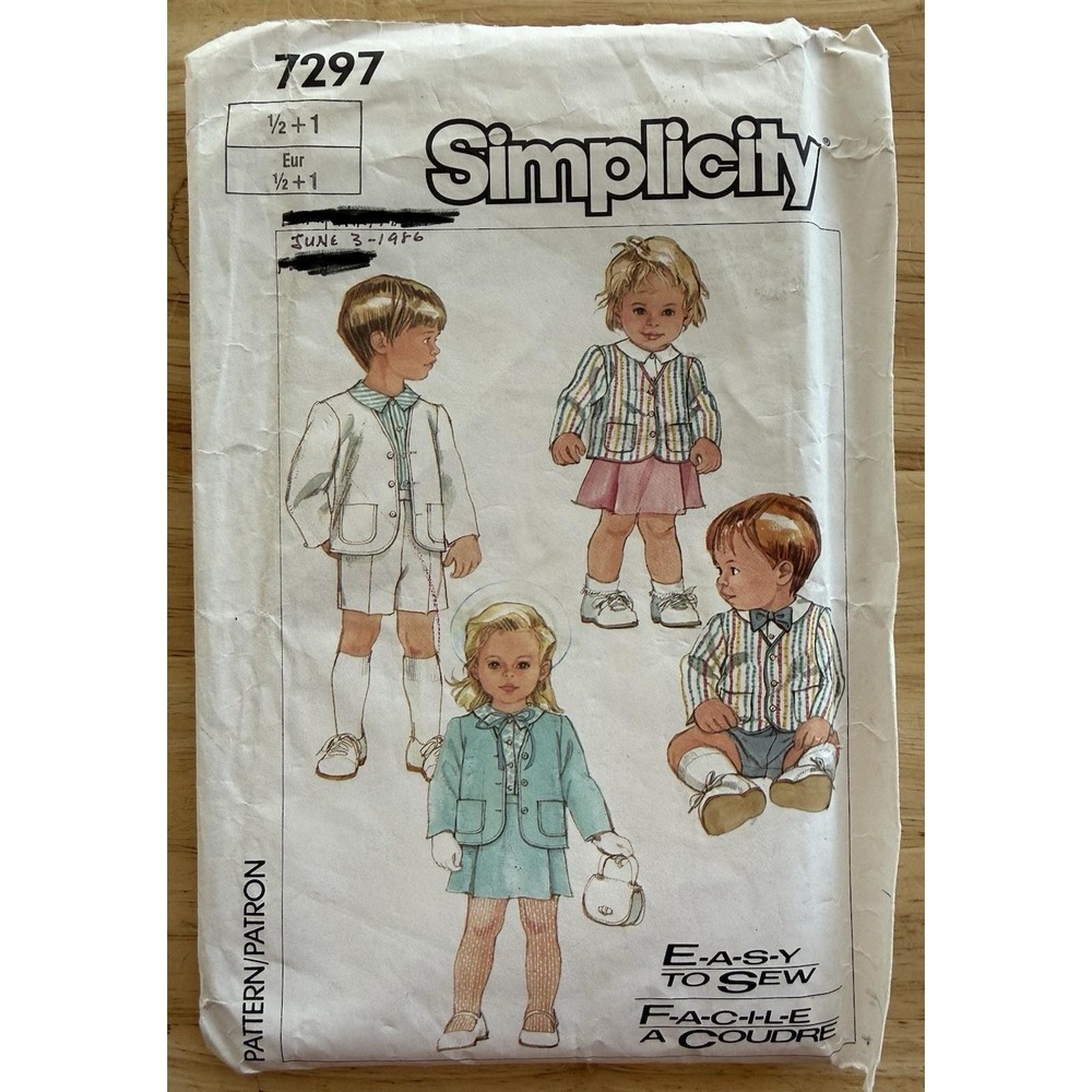 Simplicity 7297 Toddlers' Shirt,Shorts,Skirt,and Lined Jacket Size 1/2 to 1‎ UC